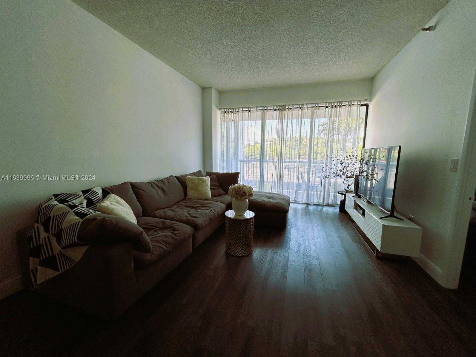 Small Image of 20515 EAST COUNTRY CLUB DR #142, Aventura Number 6