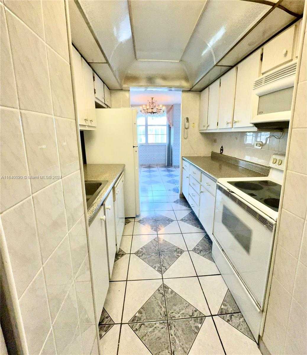 Small Image of 251 174TH ST #1715, Sunny Isles Beach Number 14