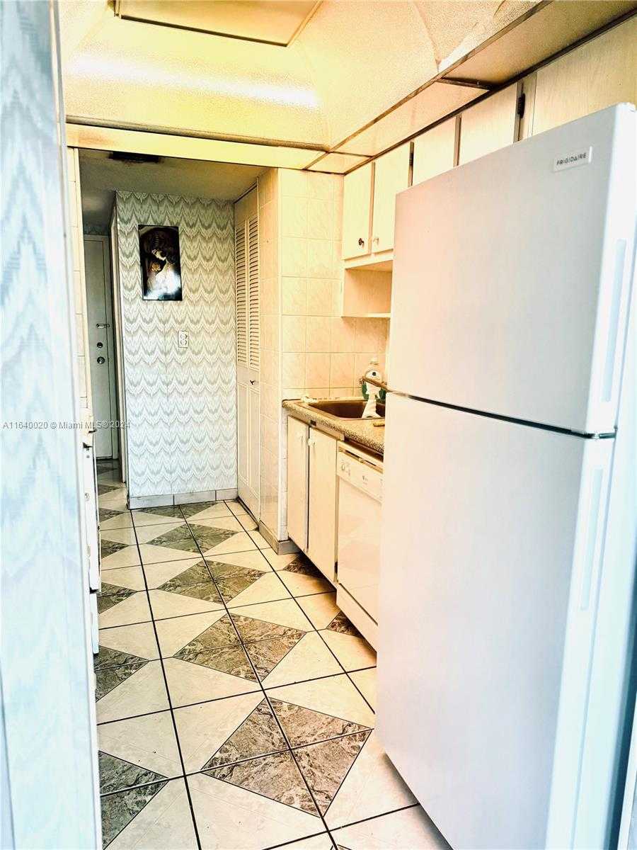 Small Image of 251 174TH ST #1715, Sunny Isles Beach Number 16