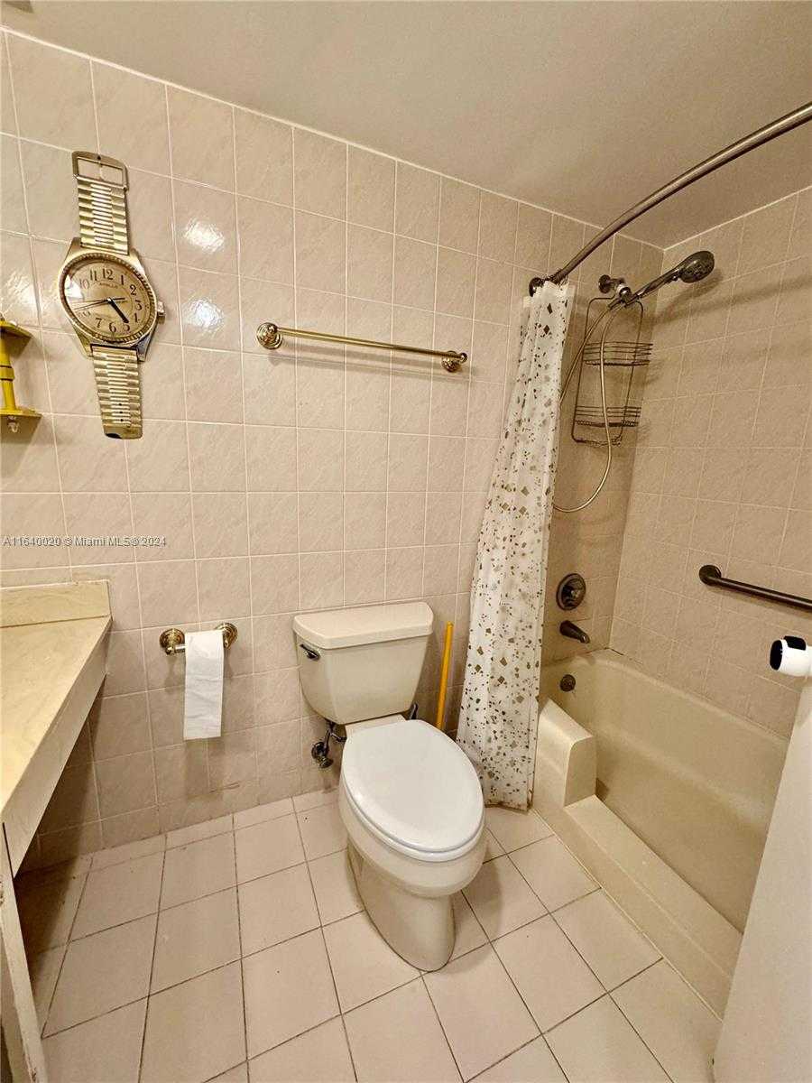 Small Image of 251 174TH ST #1715, Sunny Isles Beach Number 20