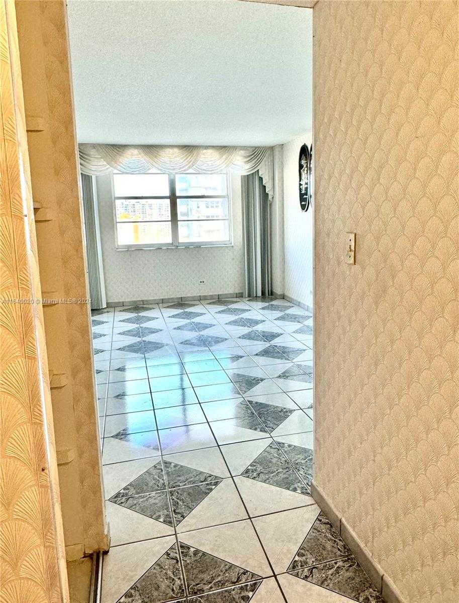 Small Image of 251 174TH ST #1715, Sunny Isles Beach Number 21