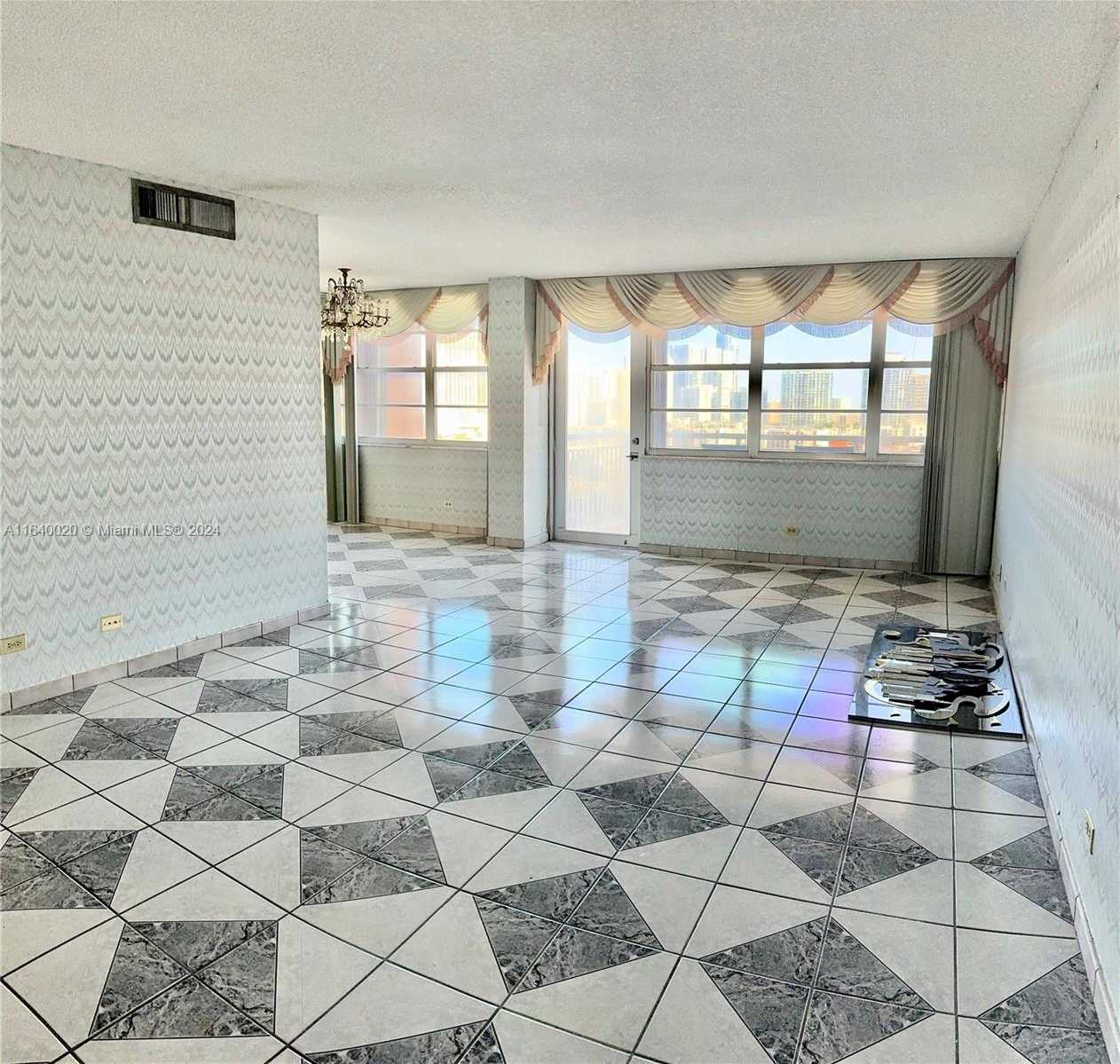 Small Image of 251 174TH ST #1715, Sunny Isles Beach Number 7
