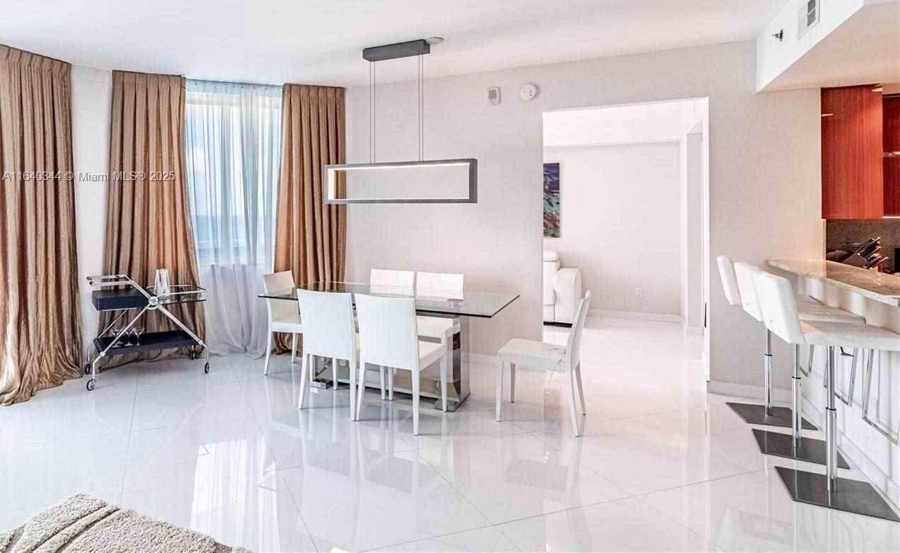 Small Image of 2711 SOUTH OCEAN DR #1901, Hollywood Number 5
