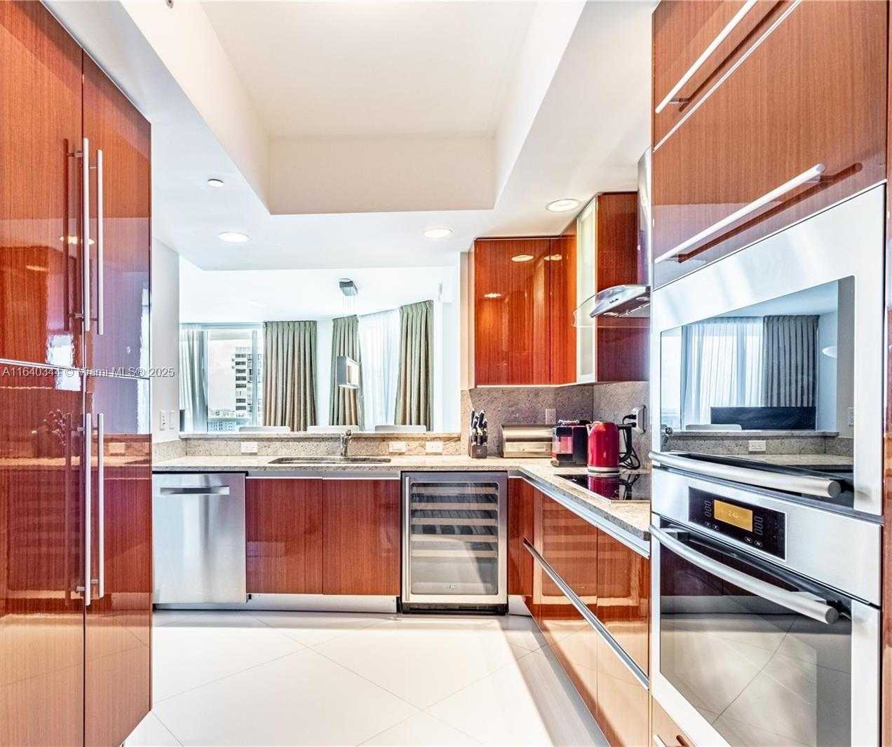 Small Image of 2711 SOUTH OCEAN DR #1901, Hollywood Number 6