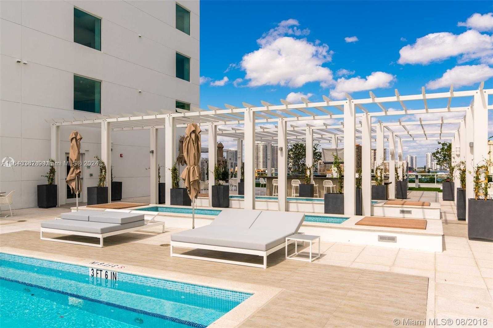 Small Image of 400 SUNNY ISLES BLVD #1019, Sunny Isles Beach Number 21