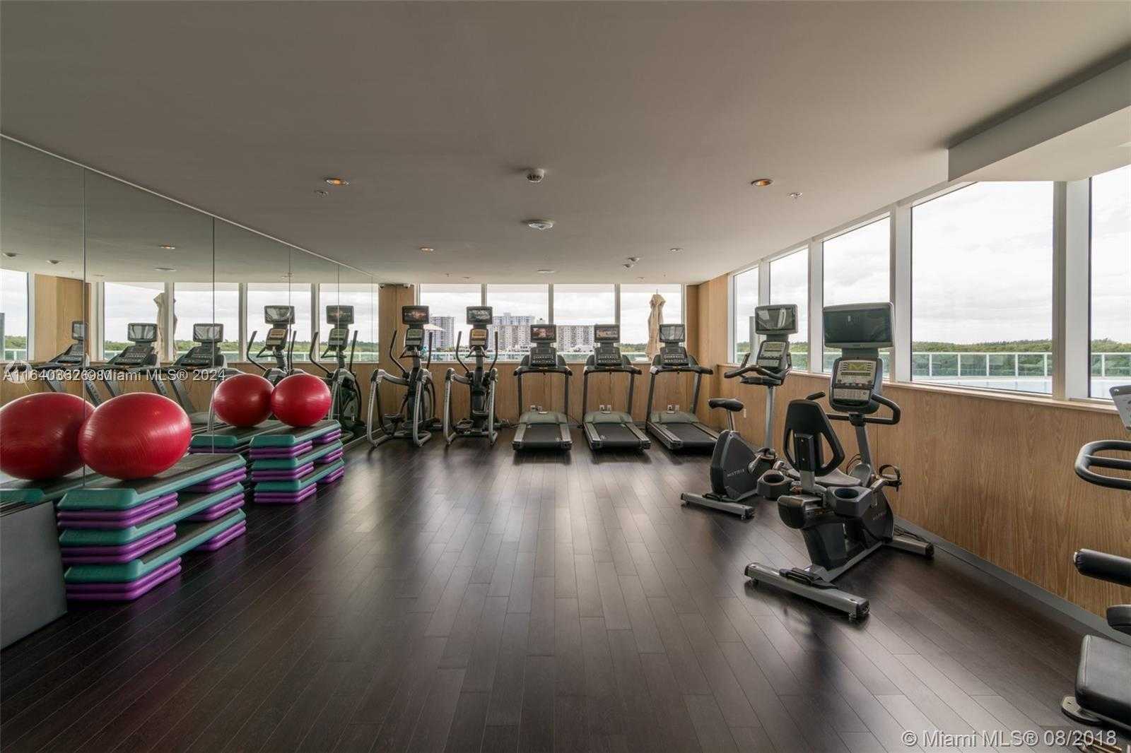 Small Image of 400 SUNNY ISLES BLVD #1019, Sunny Isles Beach Number 24