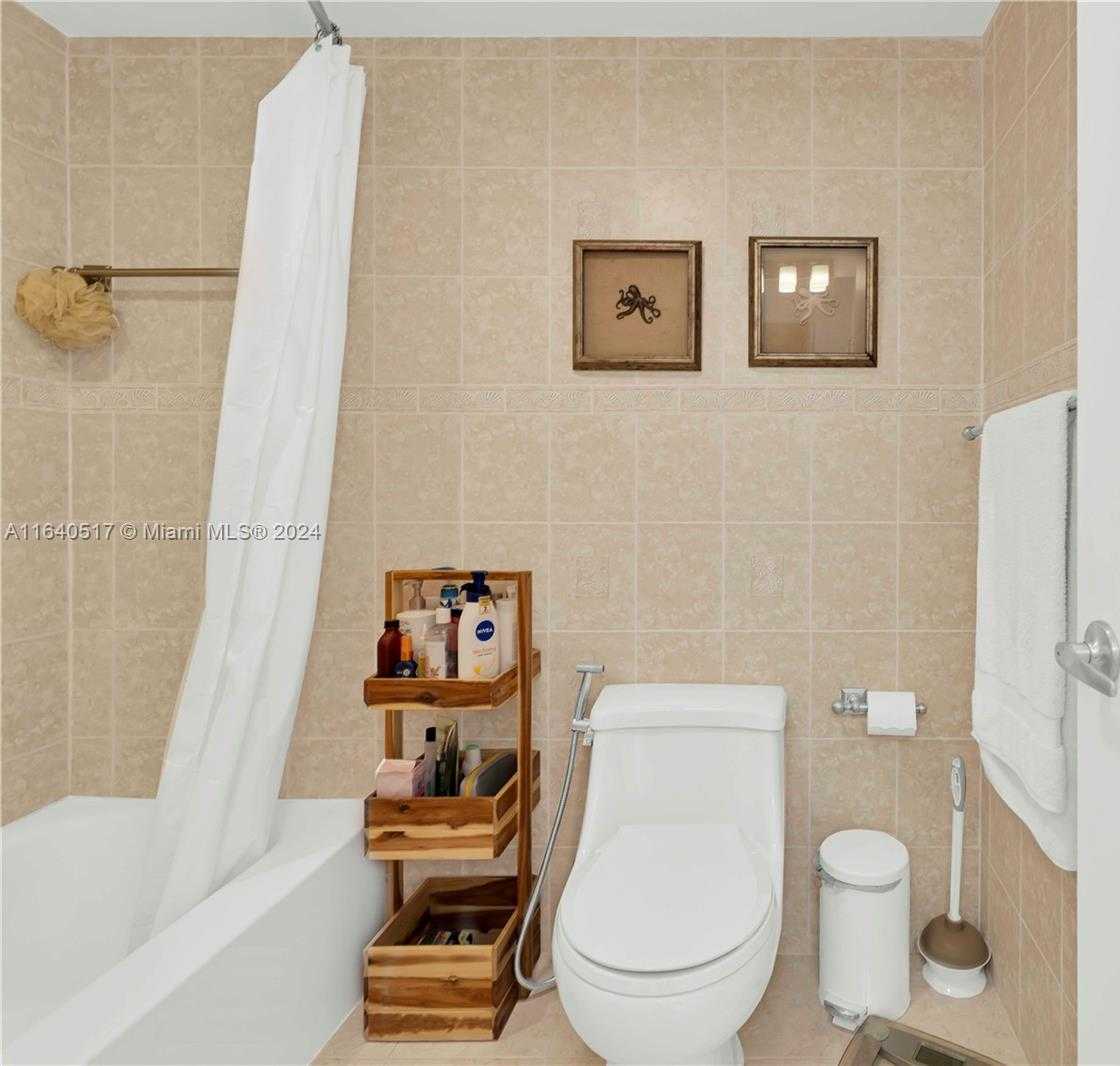 Small Image of 1817 SOUTH OCEAN #320, Hallandale Beach Number 21