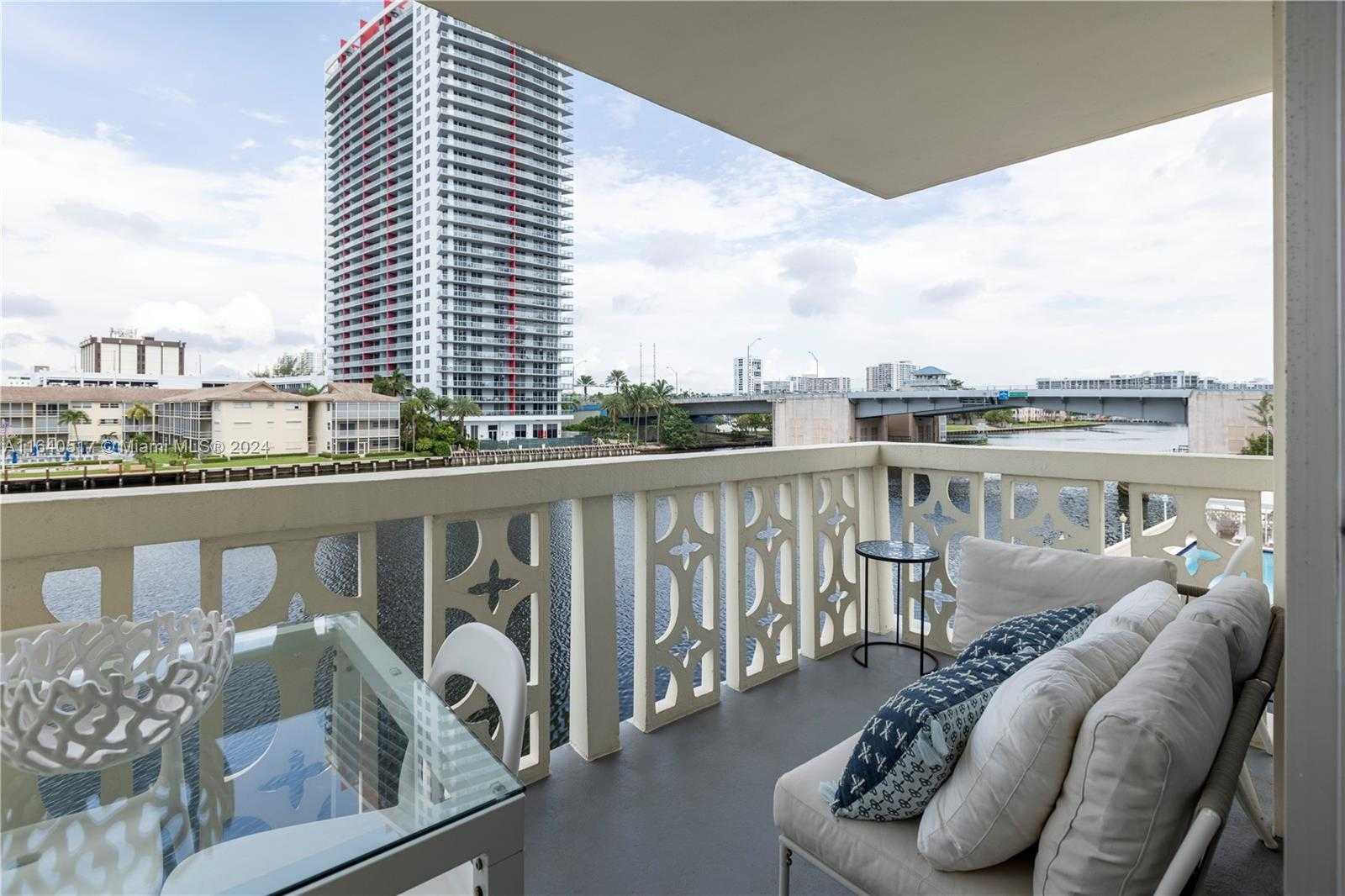 Small Image of 1817 SOUTH OCEAN #320, Hallandale Beach Number 23