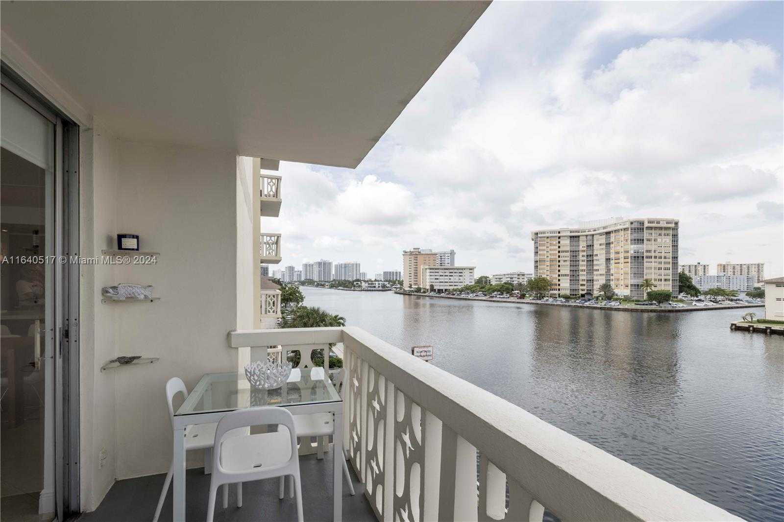Small Image of 1817 SOUTH OCEAN #320, Hallandale Beach Number 25