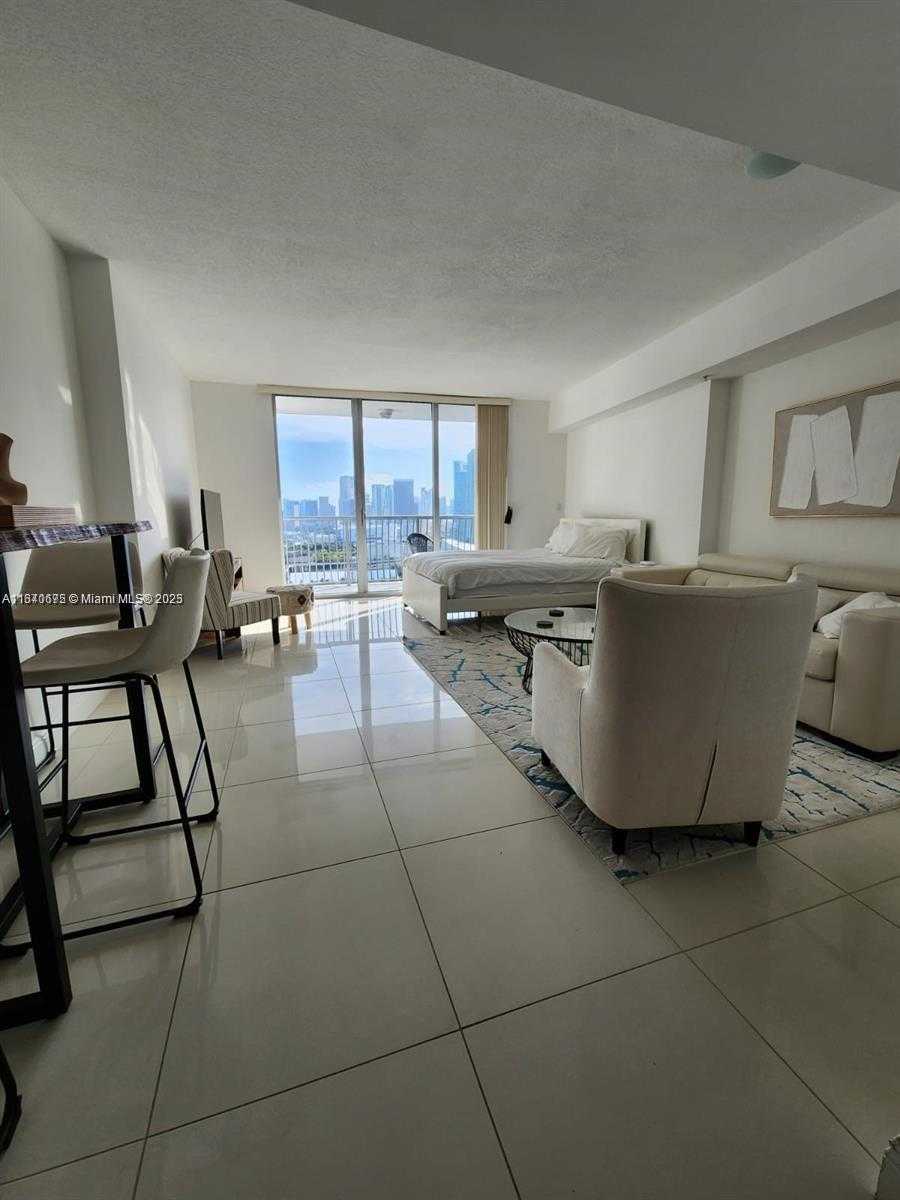 Small Image of 1750 NORTH BAYSHORE DR #2708, Miami Number 13