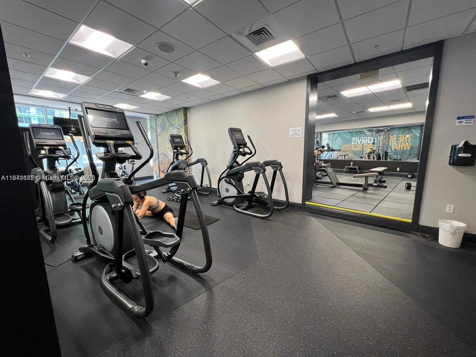 Small Image of 1750 NORTH BAYSHORE DR #2708, Miami Number 26