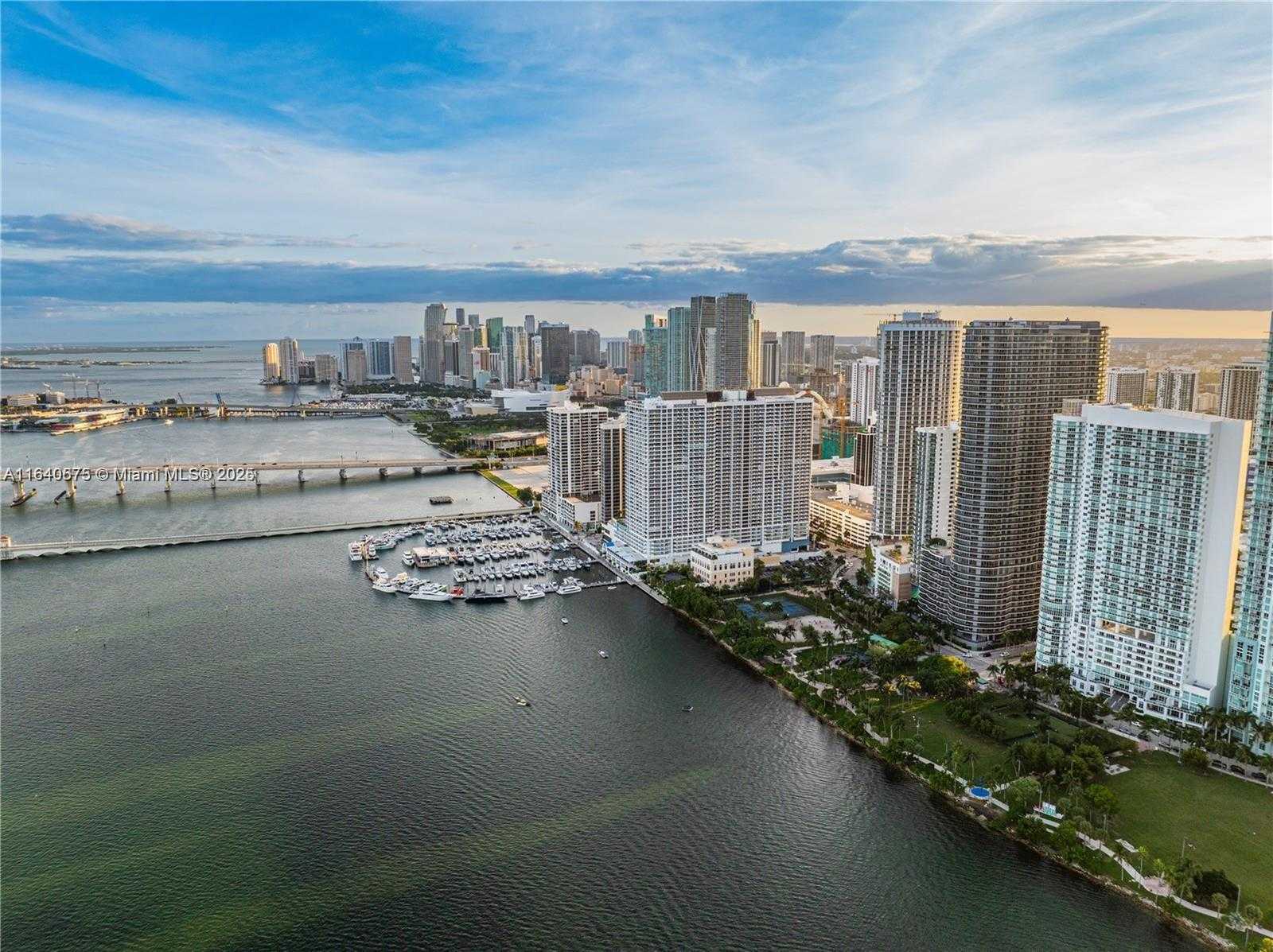 Small Image of 1750 NORTH BAYSHORE DR #2708, Miami Number 6