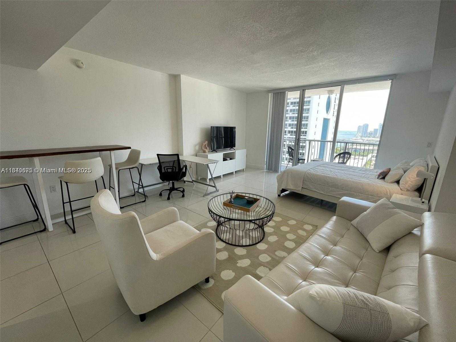 Small Image of 1750 NORTH BAYSHORE DR #2708, Miami Number 8