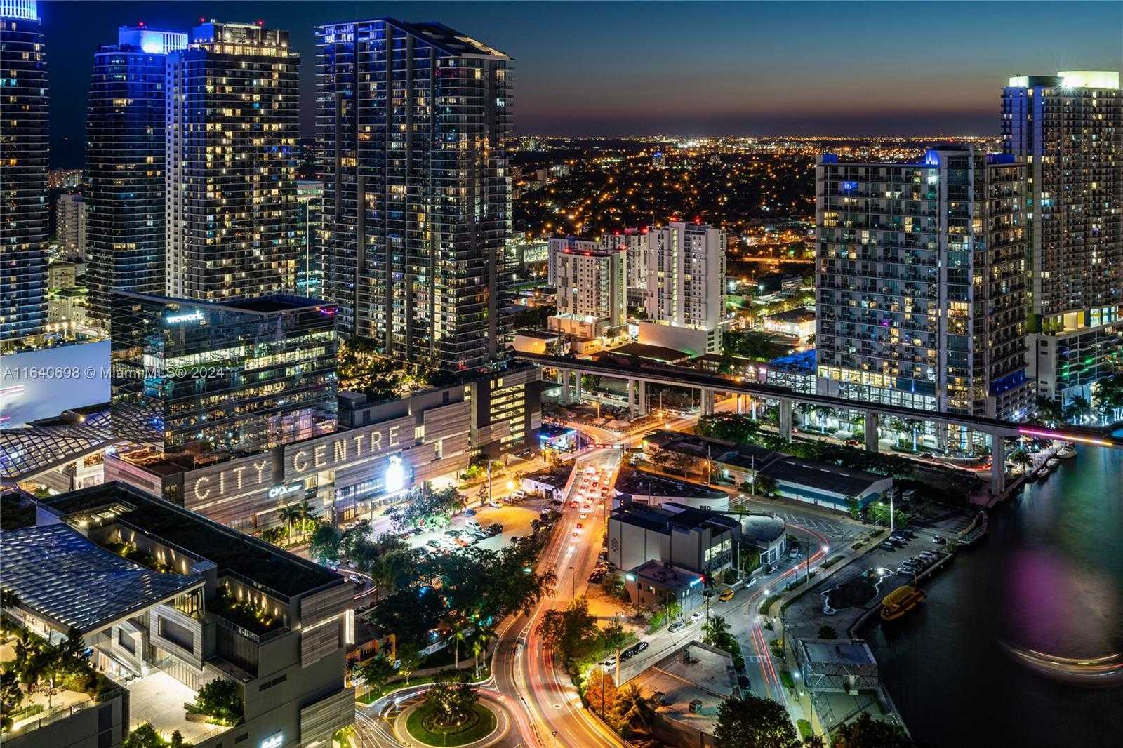 Small Image of 88 SOUTH WEST 7TH ST #3907, Miami Number 33