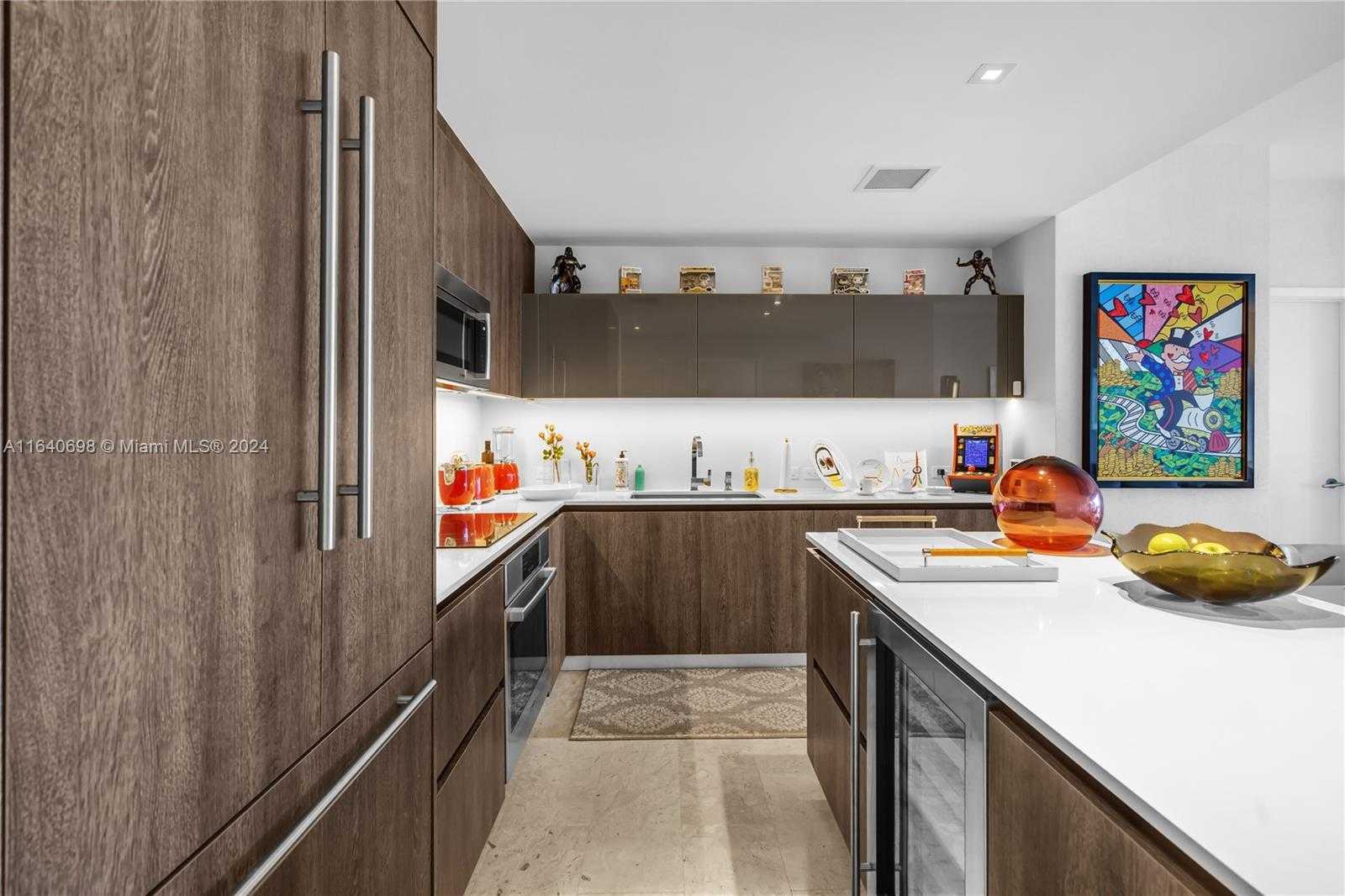 Small Image of 88 SOUTH WEST 7TH ST #3907, Miami Number 8