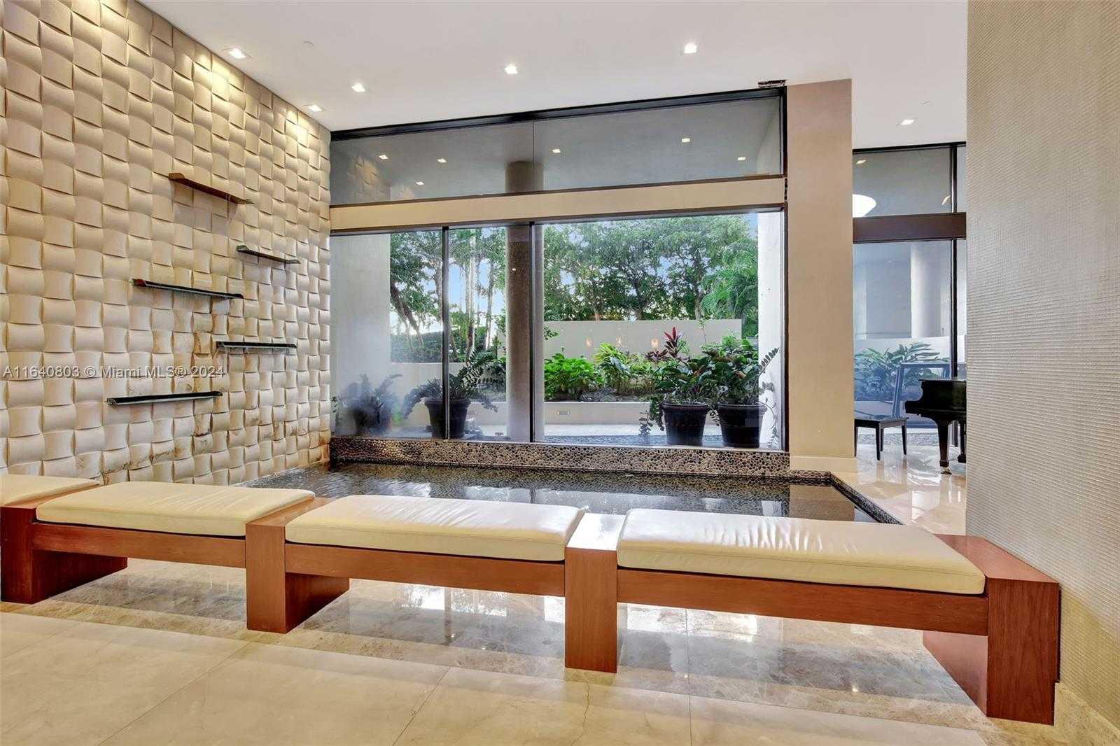 Small Image of 19667 TURNBERRY WAY #3E, Aventura Number 49