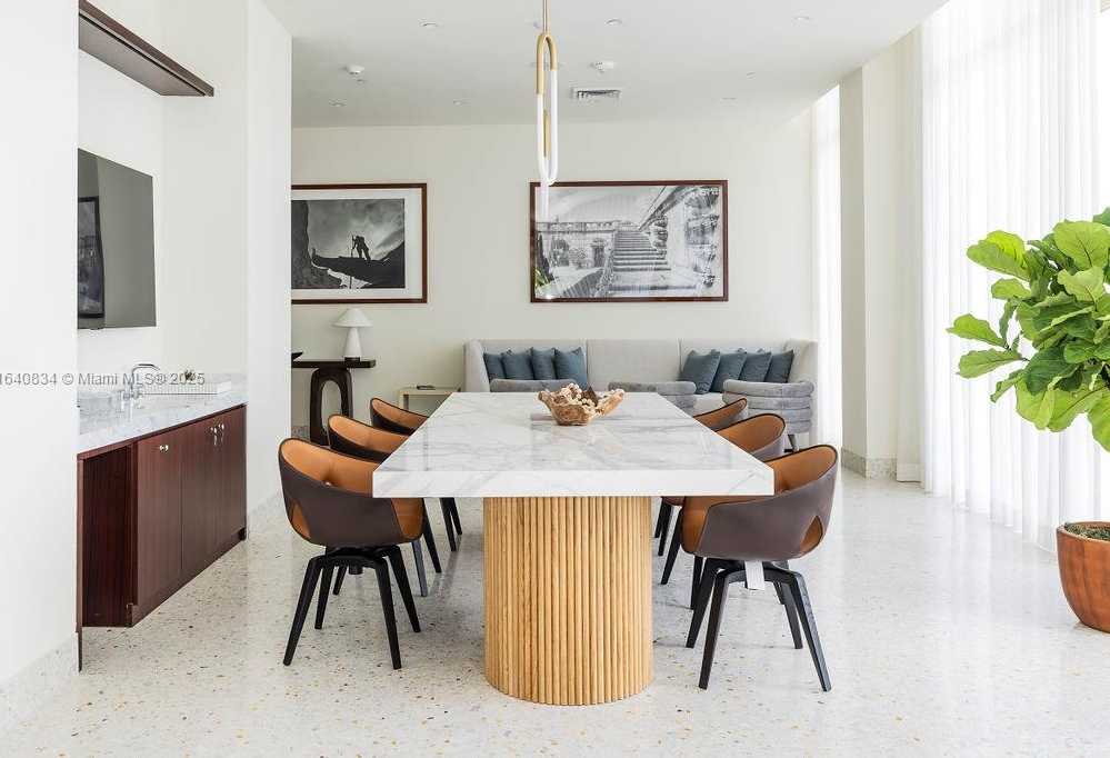 Small Image of 2678 TIGERTAIL #1705, Coconut Grove Number 50