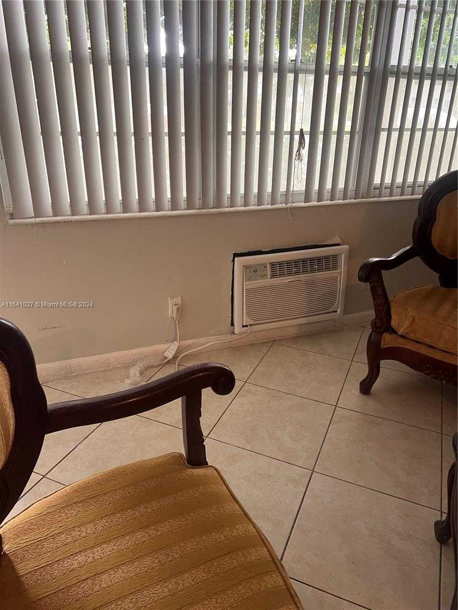 Small Image of 186 VENTNOR L #186, Deerfield Beach Number 14