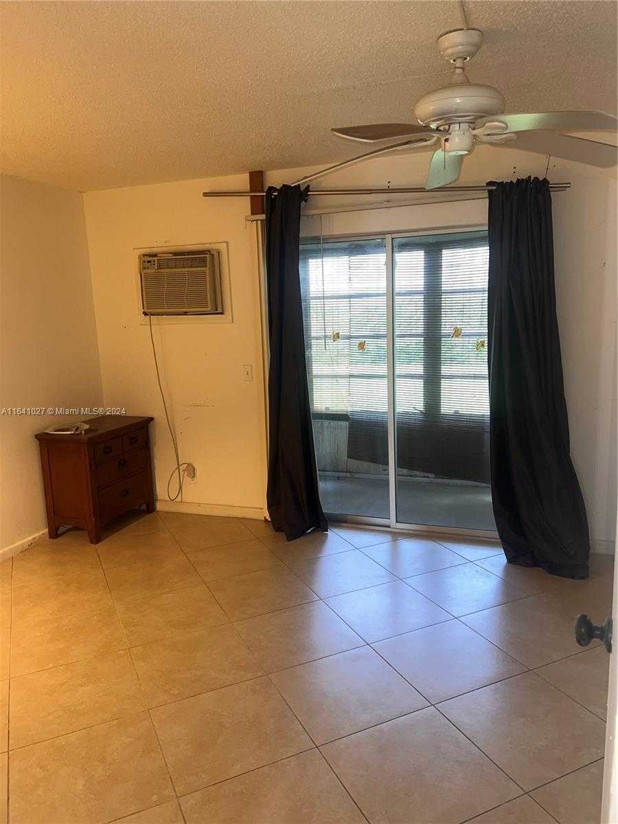 Small Image of 186 VENTNOR L #186, Deerfield Beach Number 9