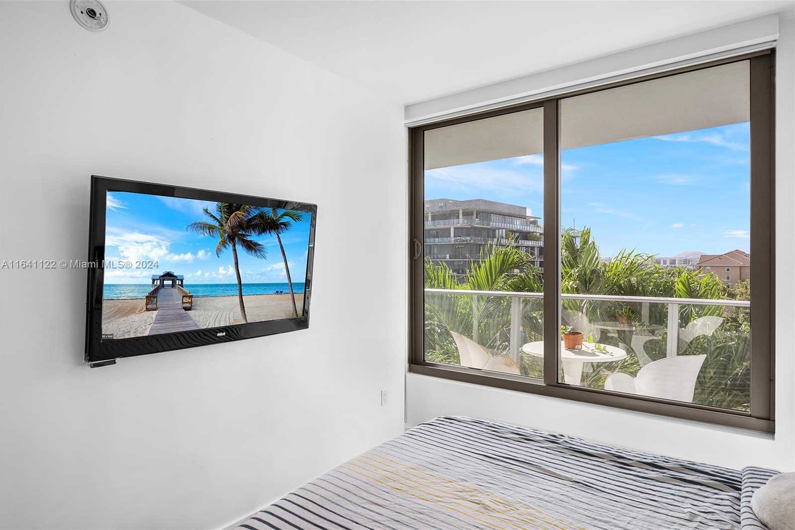 Small Image of 1600 SOUTH WEST 1ST AVE #614, Miami Number 17
