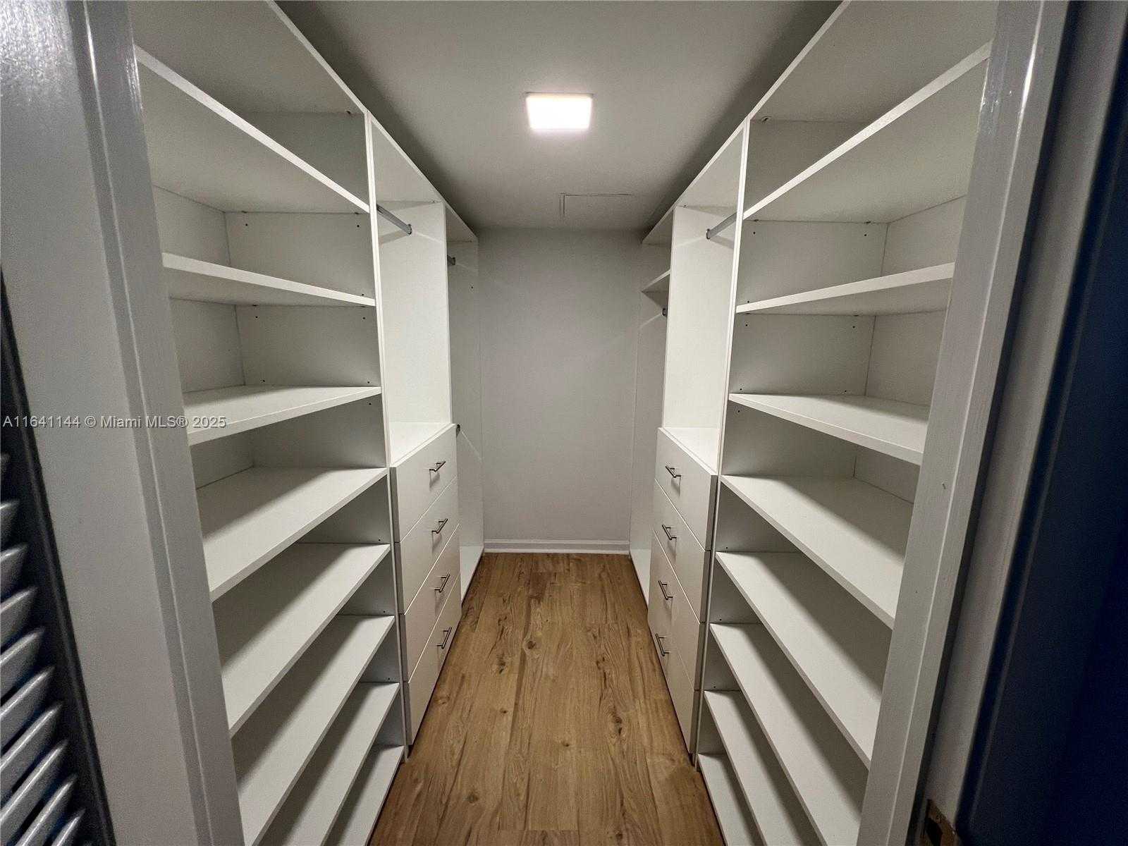 Small Image of 10275 COLLINS AVE #415, Bal Harbour Number 12