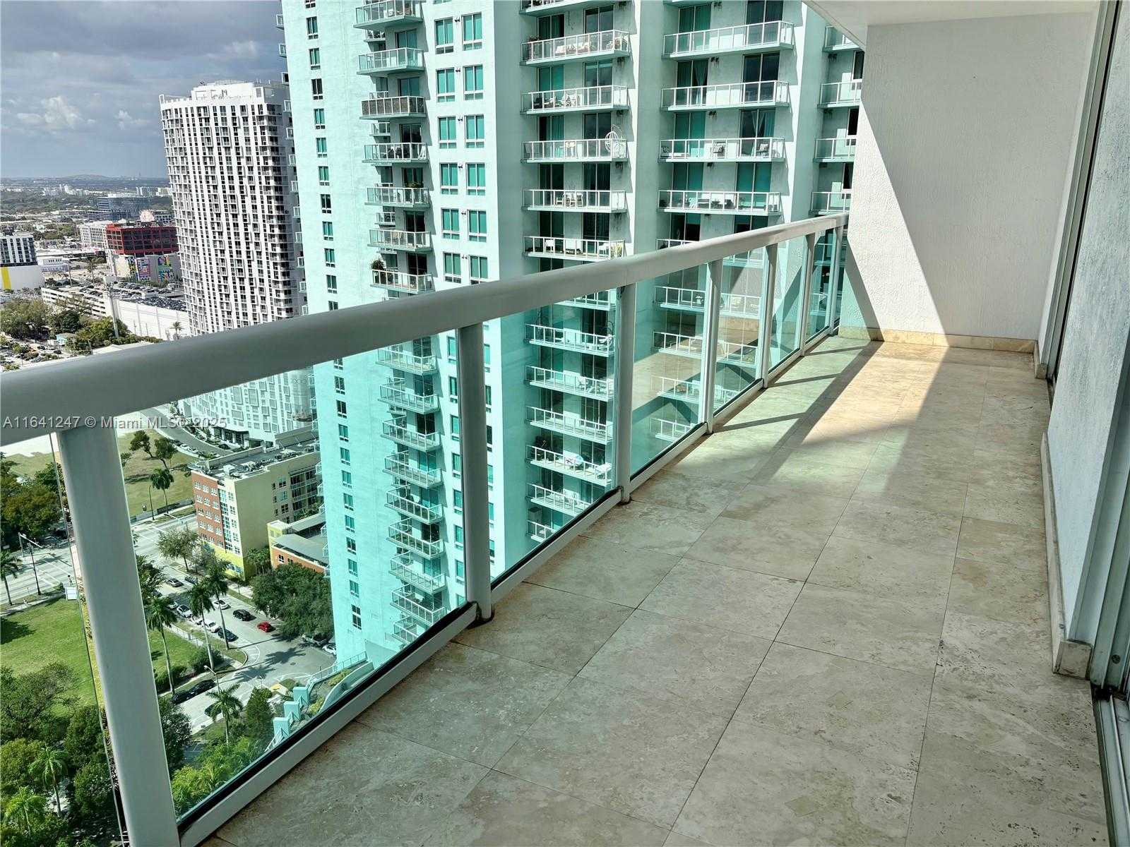 Small Image of 1800 NORTH BAYSHORE DR #3404, Miami Number 11