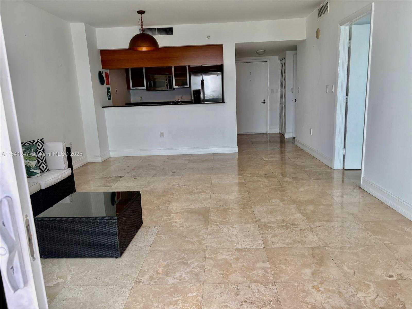 Small Image of 1800 NORTH BAYSHORE DR #3404, Miami Number 12