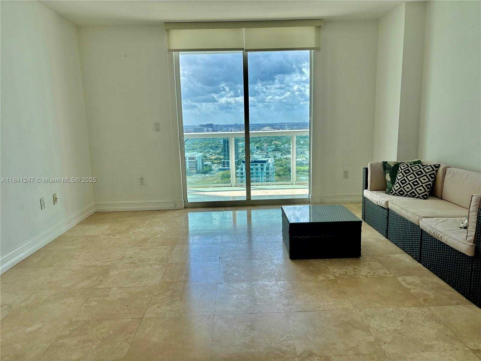 Small Image of 1800 NORTH BAYSHORE DR #3404, Miami Number 8