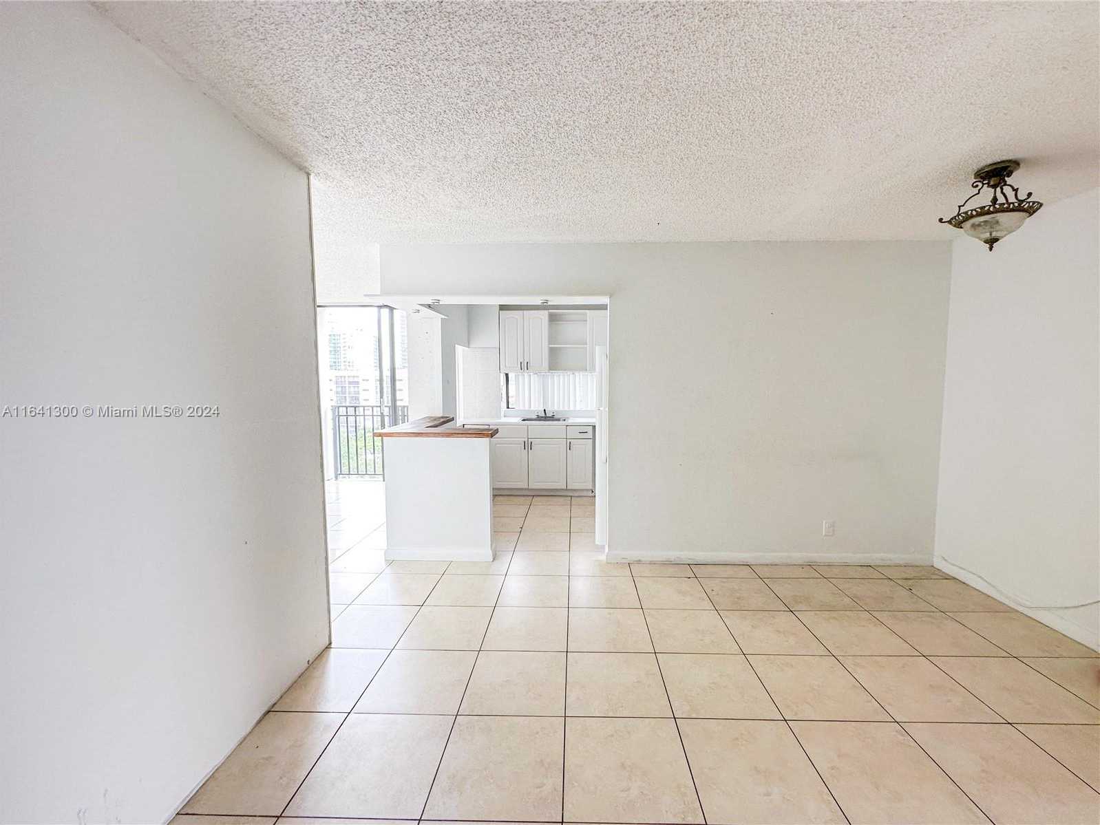 Small Image of 17021 NORTH BAY RD #915, Sunny Isles Beach Number 10