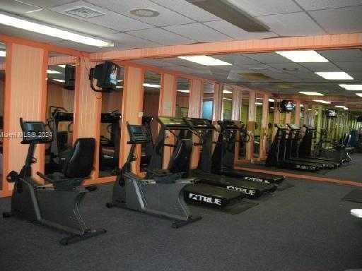 Small Image of 17021 NORTH BAY RD #915, Sunny Isles Beach Number 17