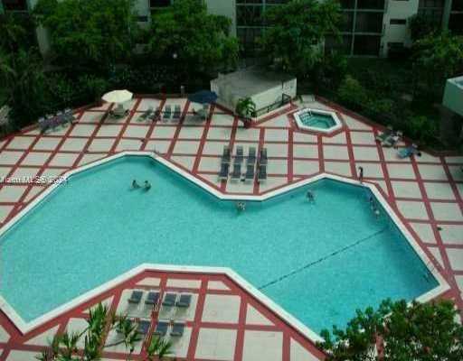 Small Image of 17021 NORTH BAY RD #915, Sunny Isles Beach Number 19