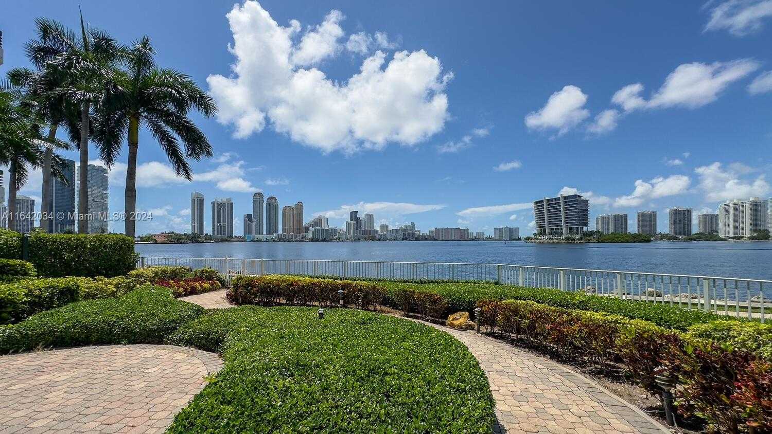 Small Image of 3600 MYSTIC POINTE DR #507, Aventura Number 23