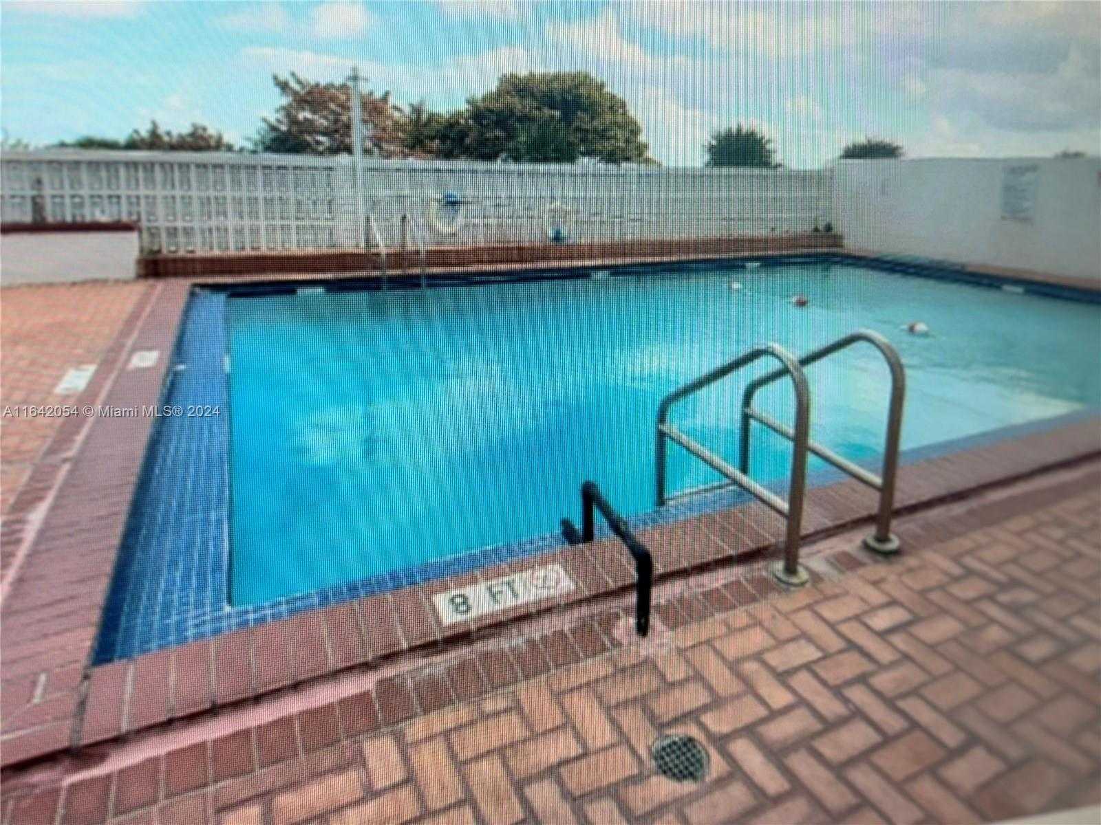 Small Image of 6969 COLLINS AVE #308, Miami Beach Number 5