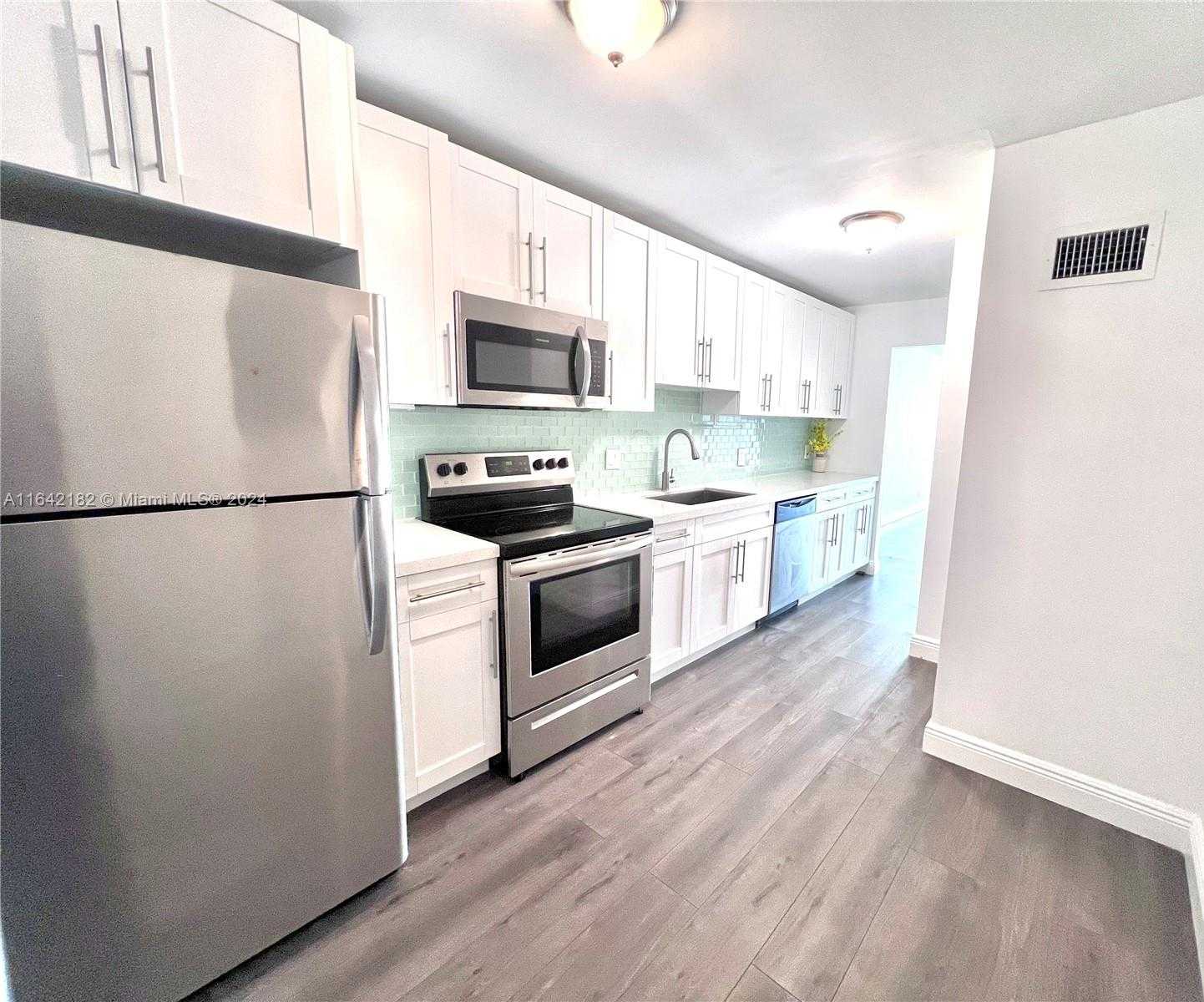 Small Image of 3660 NORTH EAST 166TH ST #409, North Miami Beach Number 2