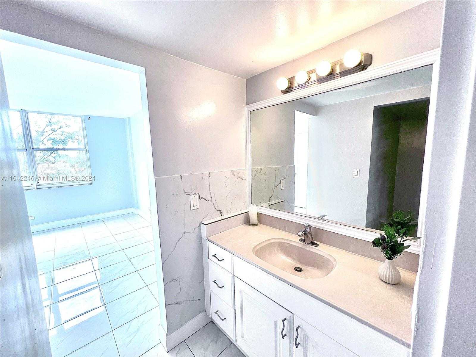 Small Image of 3660 NORTH EAST 166TH ST #505, North Miami Beach Number 13