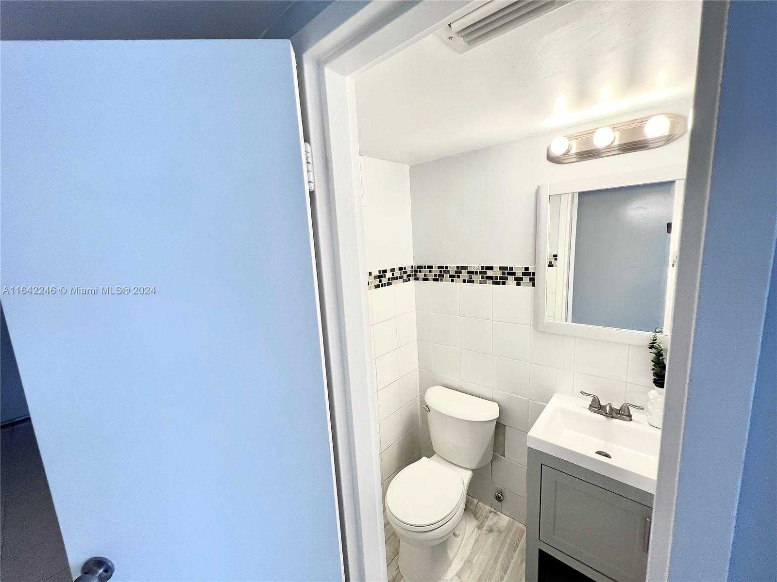 Small Image of 3660 NORTH EAST 166TH ST #505, North Miami Beach Number 18
