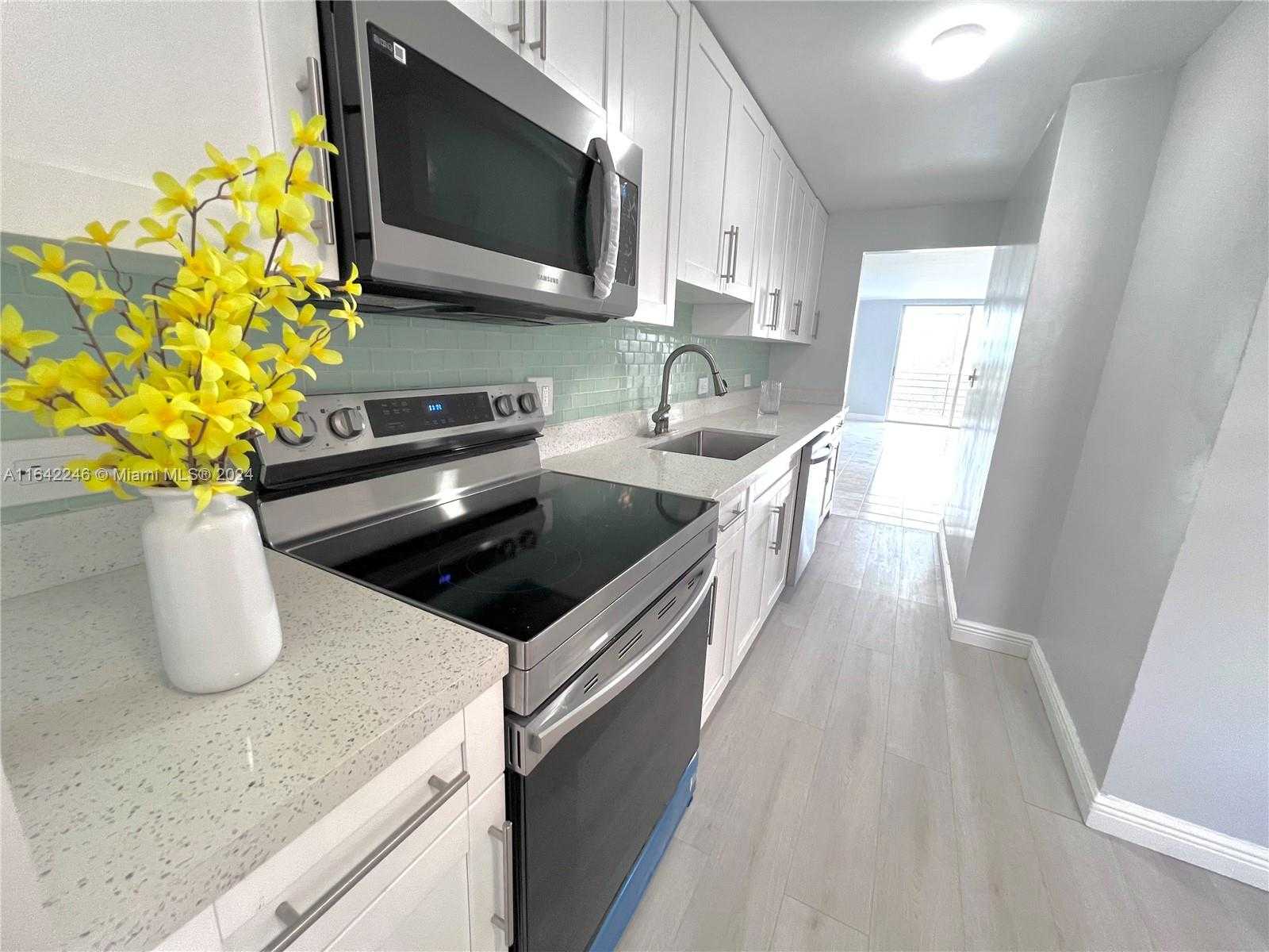 Small Image of 3660 NORTH EAST 166TH ST #505, North Miami Beach Number 5