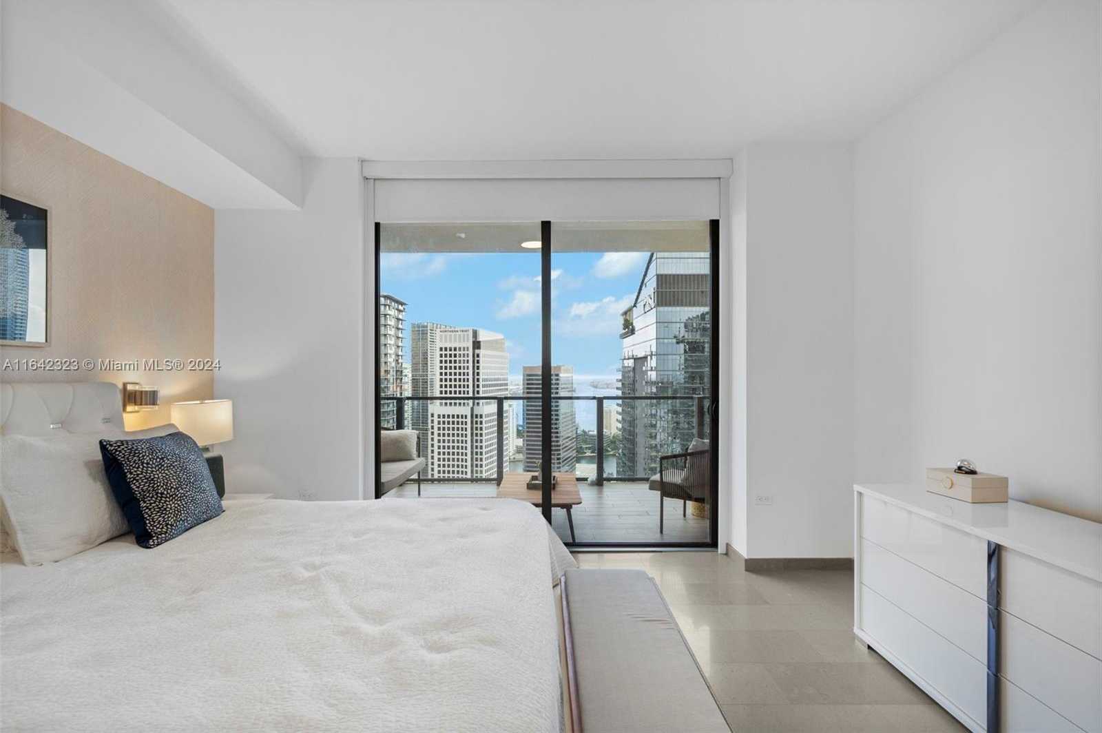 Small Image of 88 SOUTH WEST 7TH ST #3707, Miami Number 18