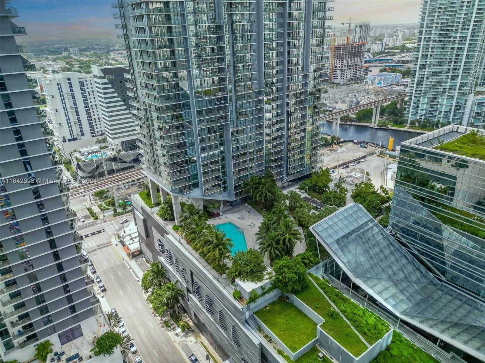 Small Image of 88 SOUTH WEST 7TH ST #3707, Miami Number 30
