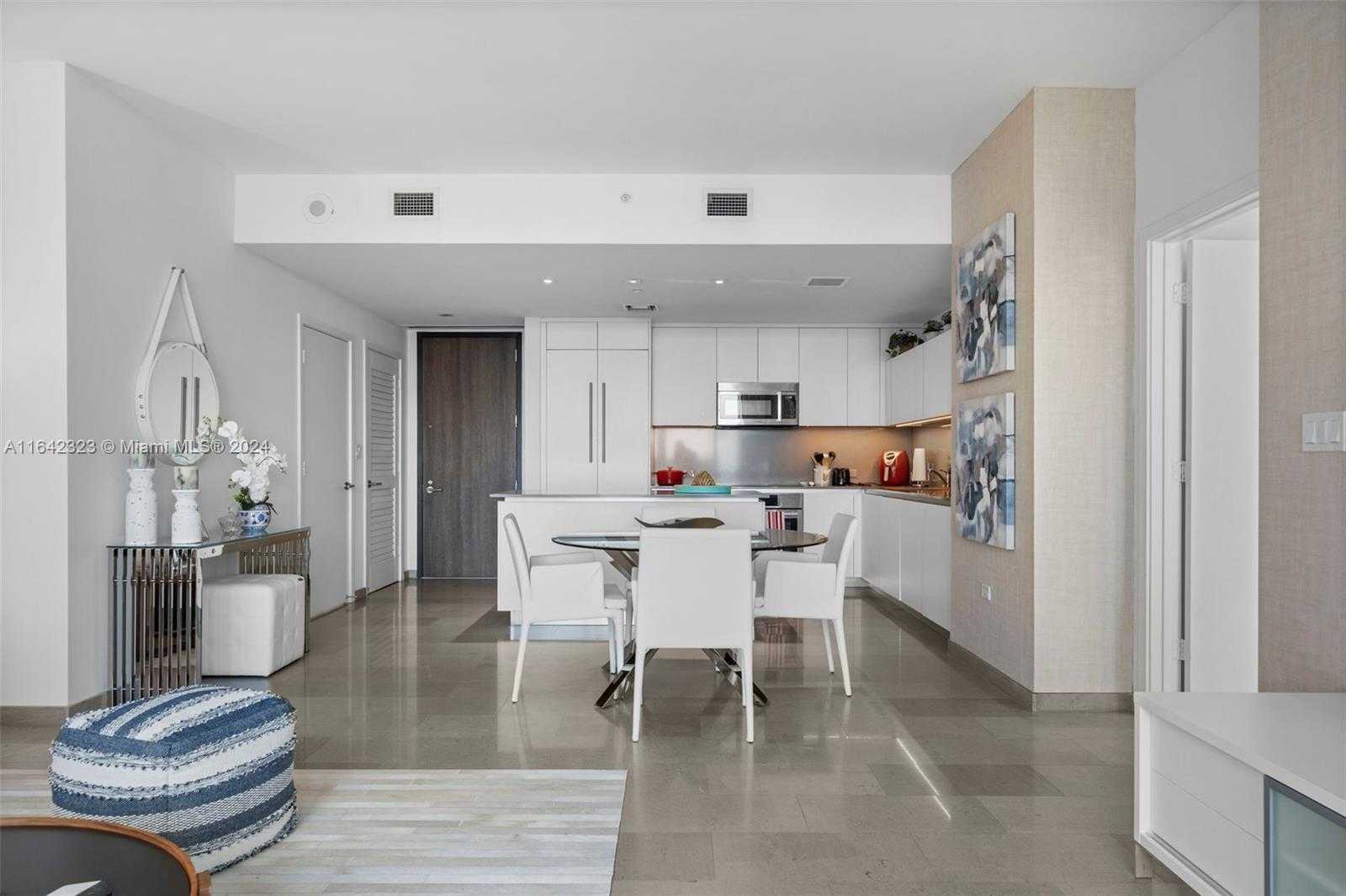 Small Image of 88 SOUTH WEST 7TH ST #3707, Miami Number 6