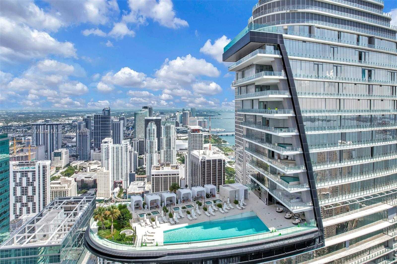 Small Image of 300 BISCAYNE BLVD WAY #506, Miami Number 23