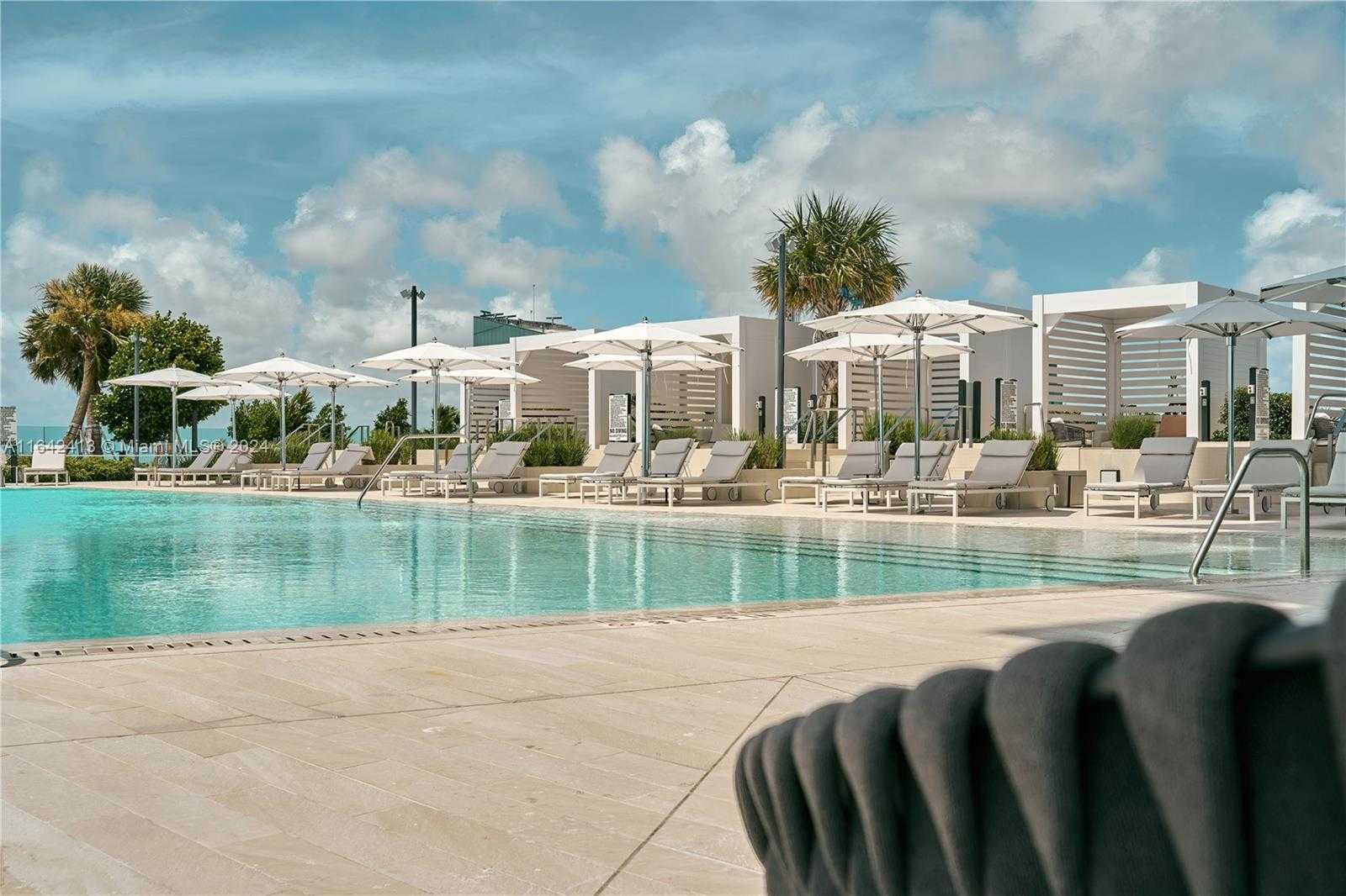 Small Image of 300 BISCAYNE BLVD WAY #506, Miami Number 31