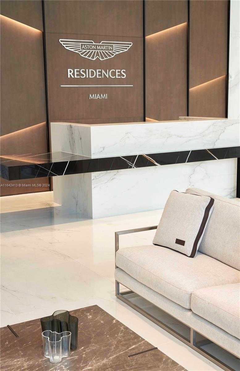 Small Image of 300 BISCAYNE BLVD WAY #506, Miami Number 36