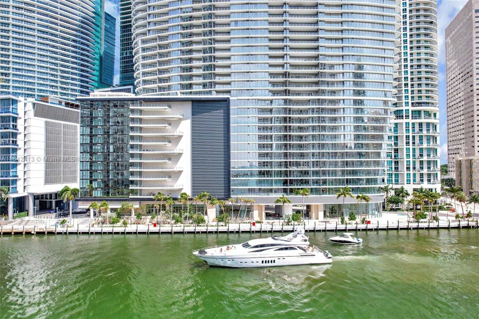 Small Image of 300 BISCAYNE BLVD WAY #506, Miami Number 54