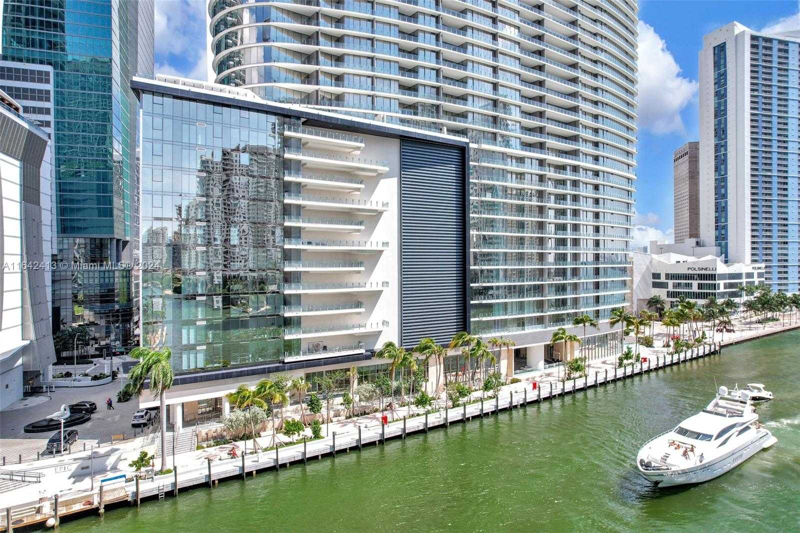 Small Image of 300 BISCAYNE BLVD WAY #506, Miami Number 55