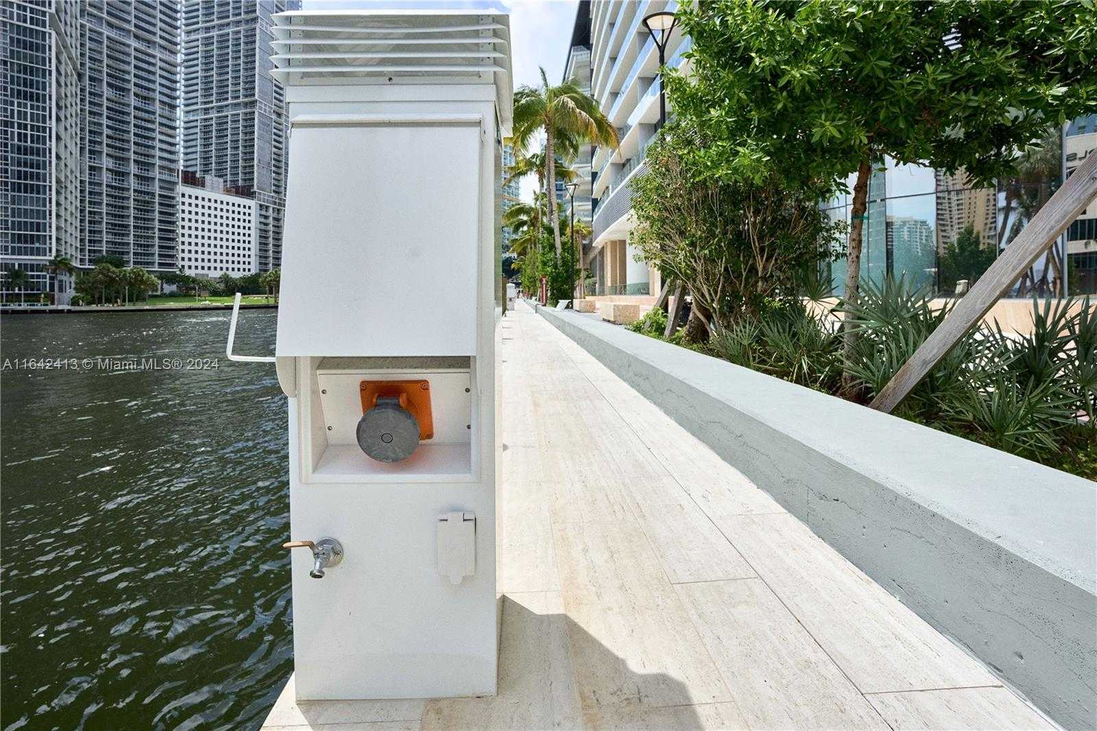 Small Image of 300 BISCAYNE BLVD WAY #506, Miami Number 60