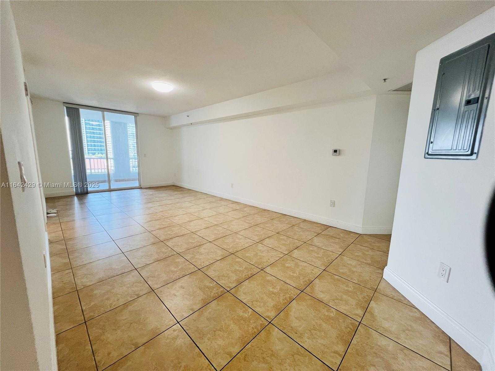 Small Image of 170 SOUTH EAST 14TH ST #2205, Miami Number 16