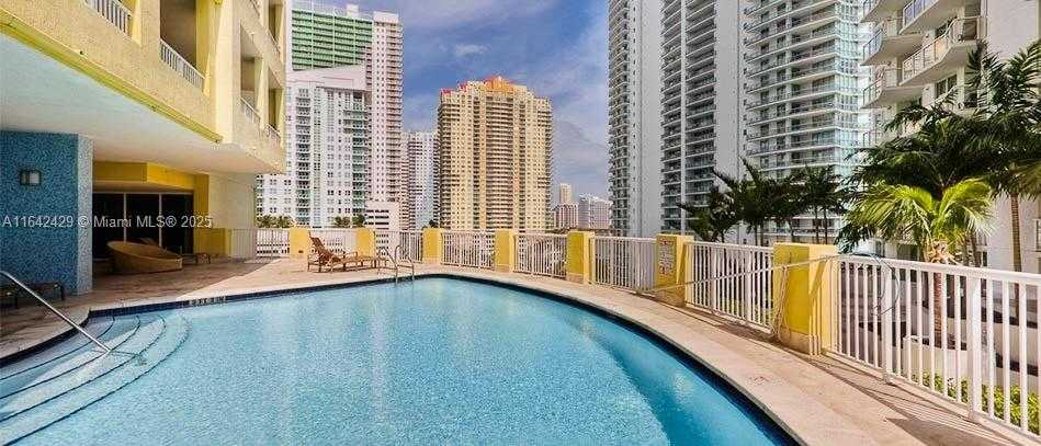Small Image of 170 SOUTH EAST 14TH ST #2205, Miami Number 2