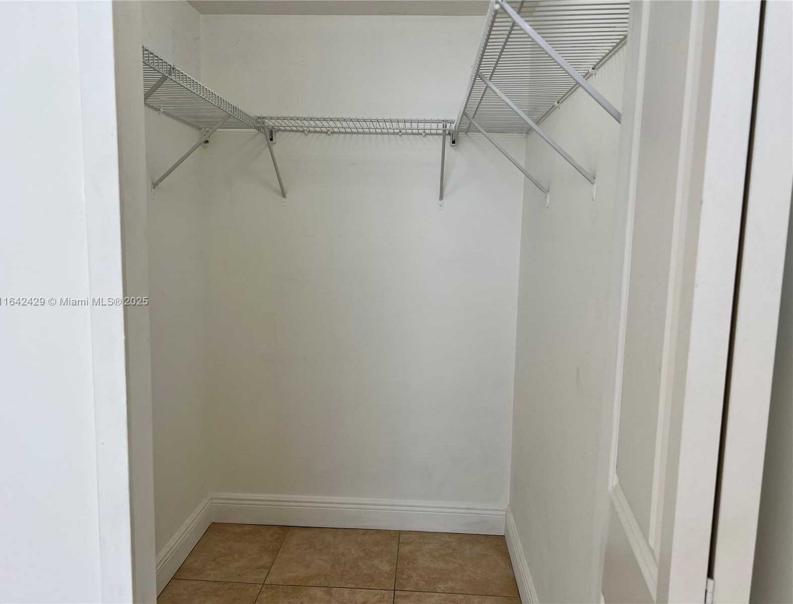 Small Image of 170 SOUTH EAST 14TH ST #2205, Miami Number 27