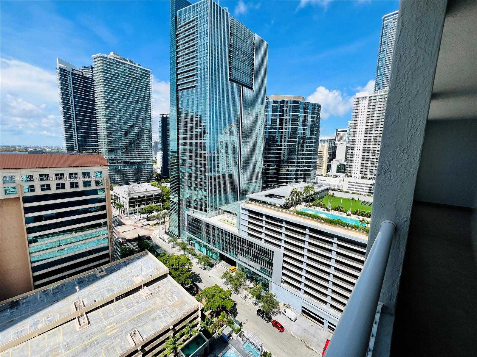 Small Image of 170 SOUTH EAST 14TH ST #2205, Miami Number 3
